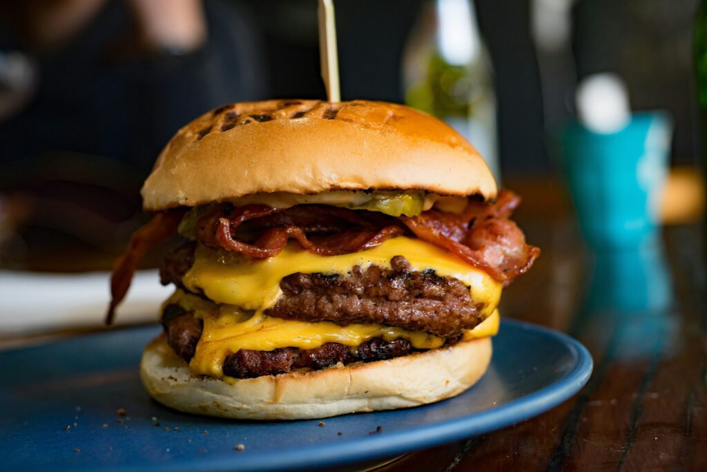 burger cros y nachos